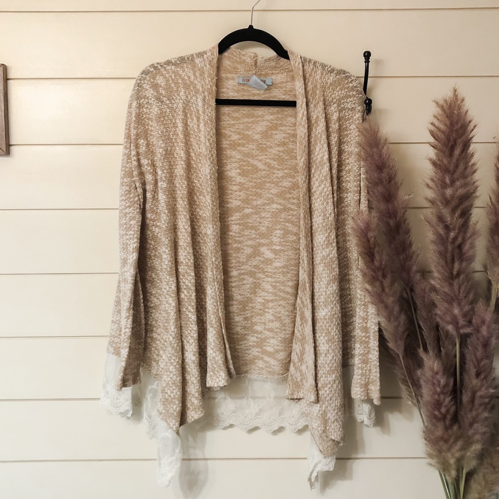 Oat Cardigan. Cute lace detail